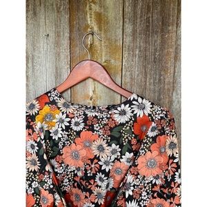 🎯SOLD 🎯colourful floral high neck blouse